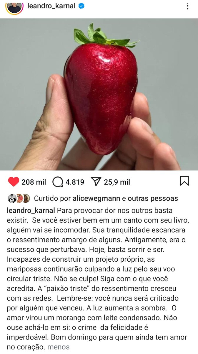 Tatiwerneck18's tweet image. Amei o texto de Leandro Karnal !