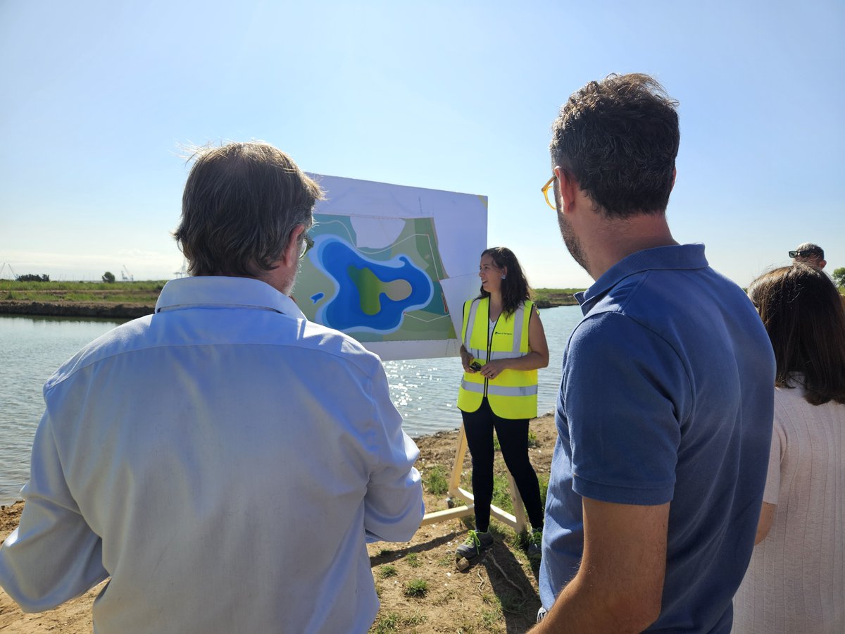 Ahir vam visitar les obres de restauració dels Prats d’Albinyana amb el president del Port de Tarragona i la delegada del Govern. Un projecte clau per recuperar i preservar aquest espai natural únic de #LaPineda #Vilaseca  #PratsdAlbinyana🌿📸👇