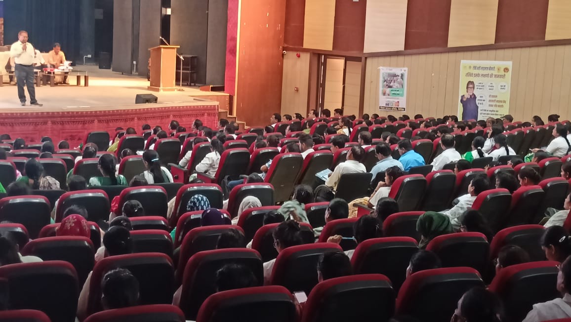 IEC activity performed at Tagore Bhawan to spread awareness about TB elimination. Strengthening community participation and collective efforts for a TB  free India. #TBMuktBharat. #TBharegadeshjeetega