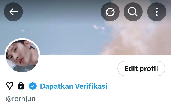 ️️️️️َ tweet media