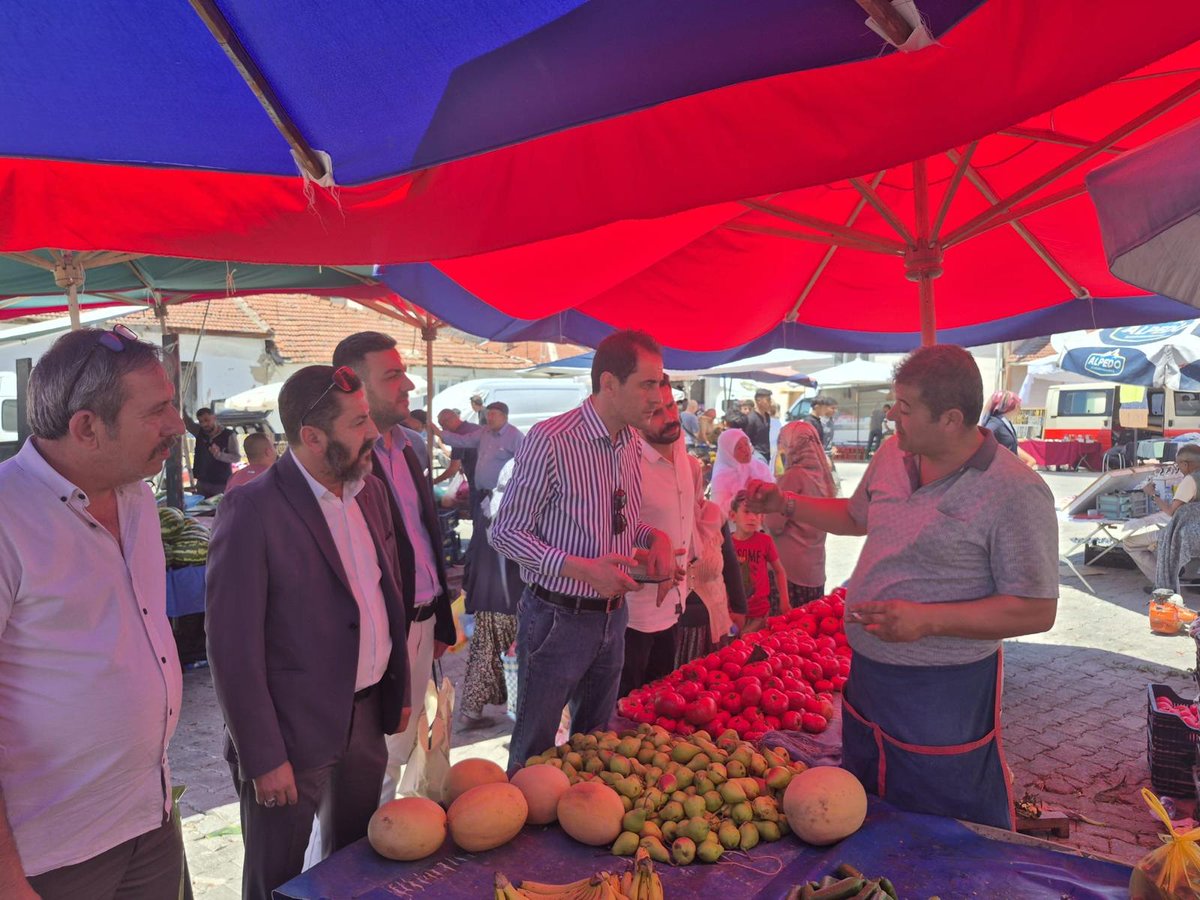 Eskişehir - İlçe pazarında ve kıraathanelerde vatandaşlarımızla hasbihal ettik sorunları dinledik Anahtar Partimizi anlattık.

<a href="/anahtarparti/">Anahtar Parti</a> #AnahtarParti