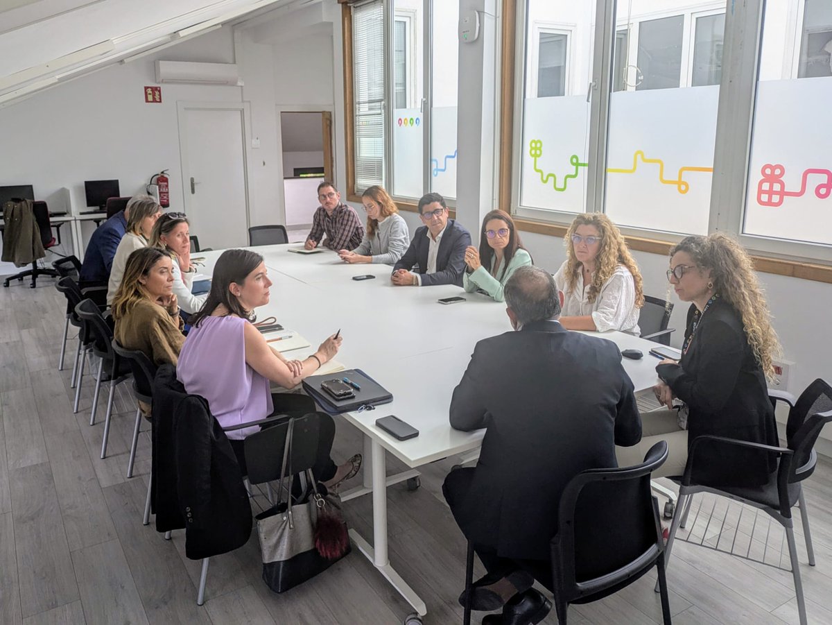 MUGI sistema tweet media