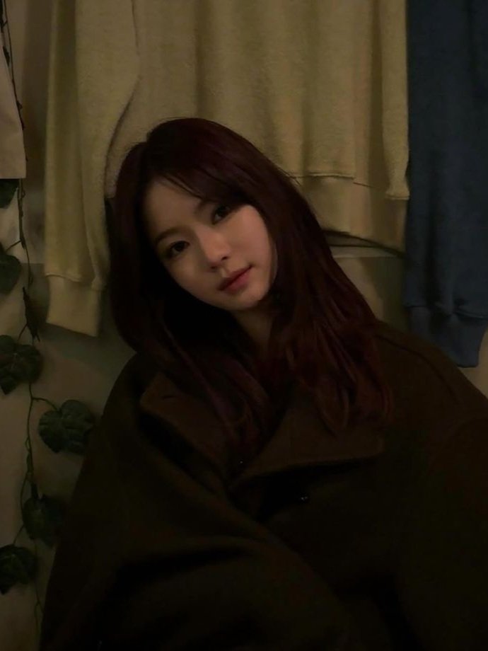 jongseony's tweet image. A beautiful flower for the most beautiful girl. Happy 6th month together, my love. Thank you for staying by my side, for holding on through everything we've faced. I may not be perfect, but I promise to keep trying to make you happy, just as you’ve made me.