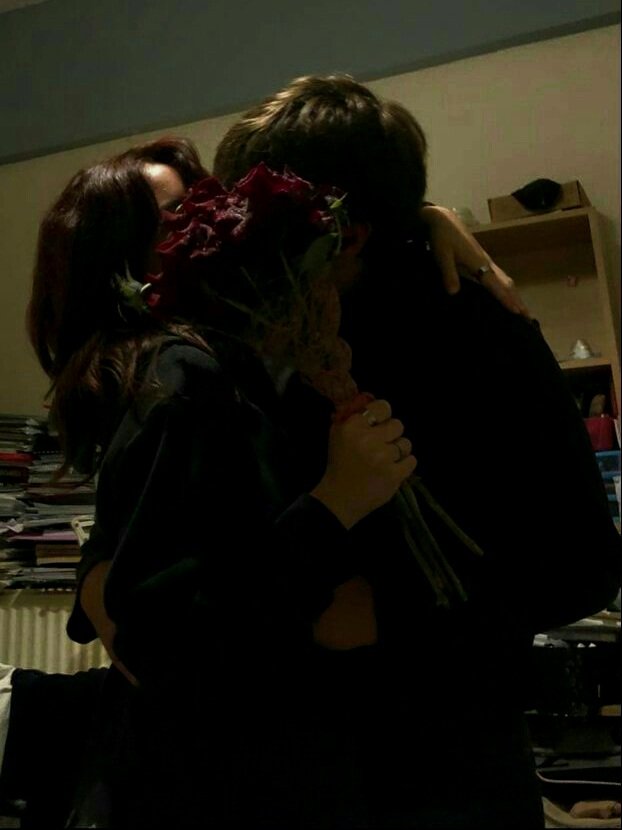 jongseony's tweet image. A beautiful flower for the most beautiful girl. Happy 6th month together, my love. Thank you for staying by my side, for holding on through everything we've faced. I may not be perfect, but I promise to keep trying to make you happy, just as you’ve made me.