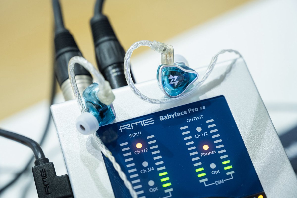 nfacous's tweet photo. Built on NF ACOUS’s stage monitor expertise, the NM20 delivers a clear and natural listening experience that draws you deep into the music, revealing every nuance and emotion.
#NFACOUS #NM20 #musicgear #studio #inearmonitors https://t.co/wNBOJBpQko