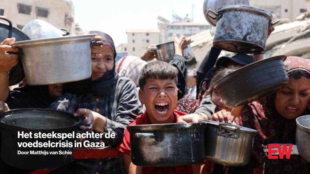 Duizenden vrachtwagens met voedsel staan stil. Ondertussen sterven kinderen van de honger. Wat gaat er mis in Gaza – en wie is verantwoordelijk?
ewmagazine.nl/buitenland/ach…
