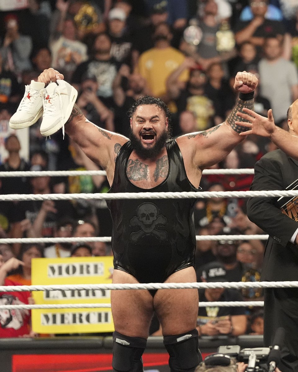 MENACE 👟

<a href="/BRONSONISHERE/">BIG BRONSON REED</a> #WWERaw