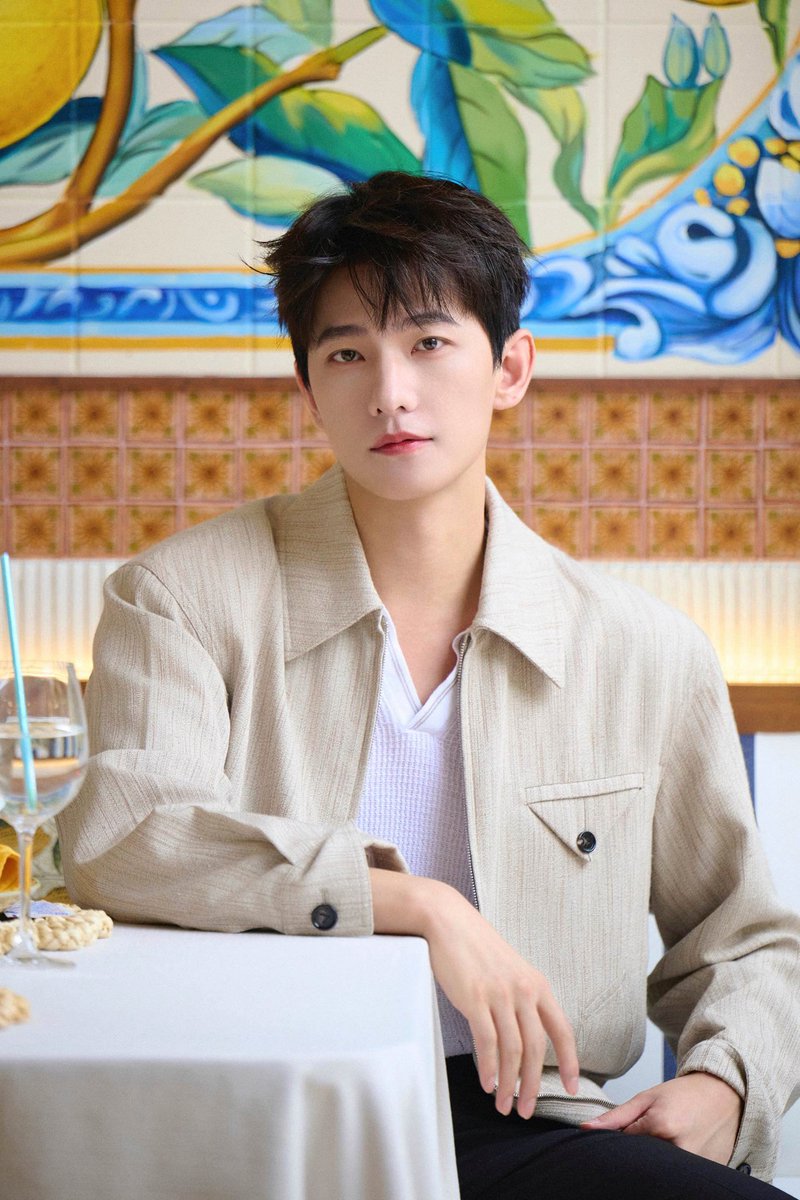 YANG YANG 杨洋 tweet media