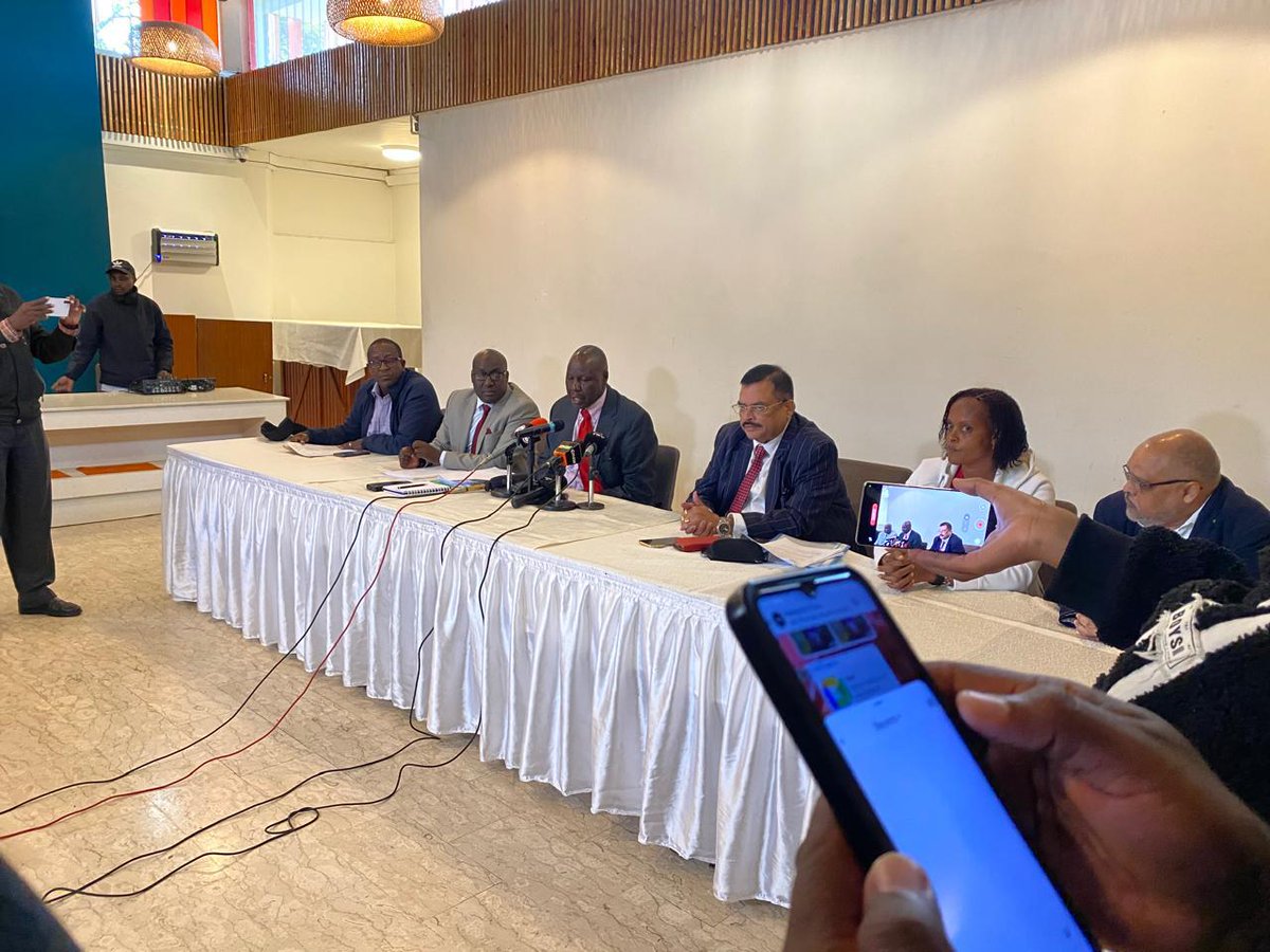 ChelseaBoy254_'s tweet image. Addressing the media with clarity and courage, Dr. Mishra and Senior Counsel Katwa Kigen are setting the record straight. The Doctored MoH Report must be challenged. Mishra TransformsLives, and #MedihealFacts must be heard.