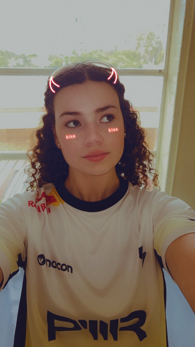 Mistystar15's tweet image. ⚡️PWR Merch! ⚡️
Back at my uni, so was able to pick up the 5th Anniversary Jersey and the Windbreaker from my post office! 💛🖤
#pwrmerch #teampwr #pwr