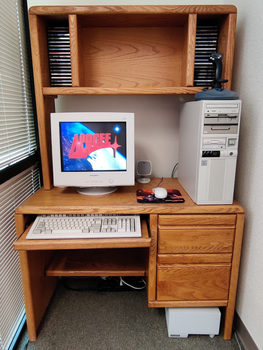 RonThaOne's tweet image. tb als das internet ein ort war den man aktiv betritt, genießt und nach einiger zeit wieder verlässt