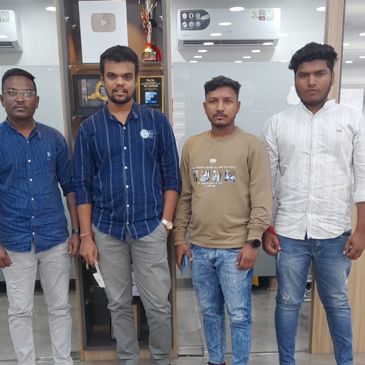 Realbeverage's tweet image. 🚀 Ready to grow? Real Beverage provides complete soda bottling plant setup – from demo to dispatch!
📞 9898982779 | 9898986259
#SodaStartup #BusinessBoom #RealBeverage #Viralpost #BottlingPlant