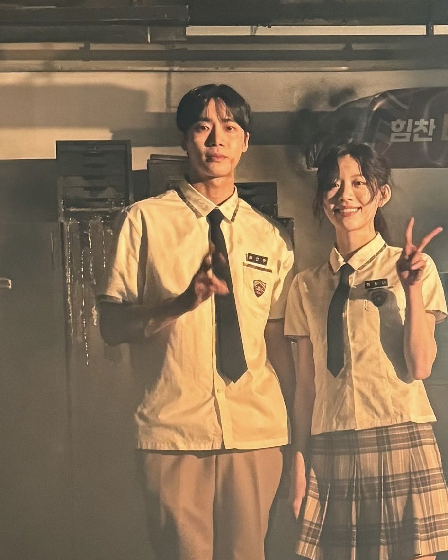 iampepper's tweet image. 하복견우 좋다고…♡