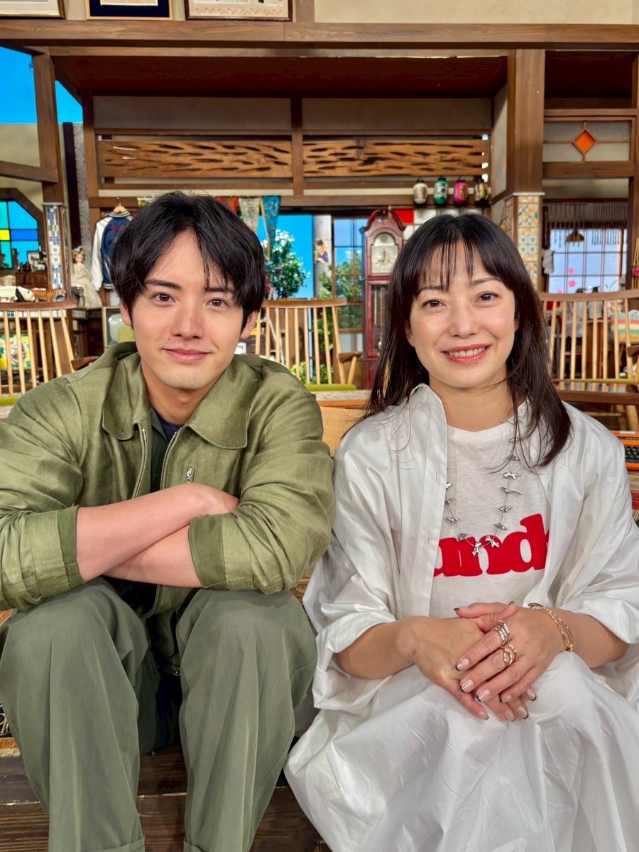minnano_zoo_ntv's tweet photo. 8/2(土)放送の #嗚呼みんなの動物園 

スタジオゲストに
#菅野美穂 さん #赤楚衛二 さんが
駆けつけてくださいました！

おふたりがご出演される
映画『 #近畿地方のある場所について 』は
8/8(金)公開です⛰️

どちらもぜひお楽しみに✨️ https://t.co/6JTaA5weOY
