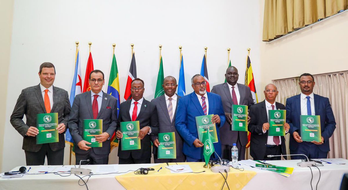 Date 🗓️: 28th July, 2025
Location 📍: Addis Ababa, Ethiopia 🇪🇹

IGAD’s Executive Secretary, H.E. <a href="/DrWorkneh/">Dr Workneh Gebeyehu</a>, met with Ministers of Agriculture from Member States and partners <a href="/AGFUNDProgram/">AGFUND</a> and <a href="/CropTrust/">The Crop Trust</a> to confront the region’s food security challenges.

He:

👉🏾 Reaffirmed that