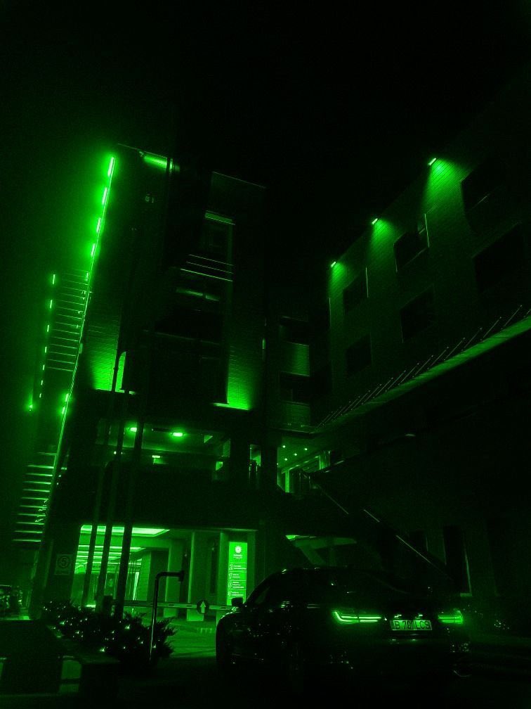 1DesyDonald's tweet image. Gm future crypto millionaires
There will be signs stay focused, stay building.
Neutron is laying the infrastructure for tomorrow’s onchain world.
Bet on $NTRN before the world catches on.