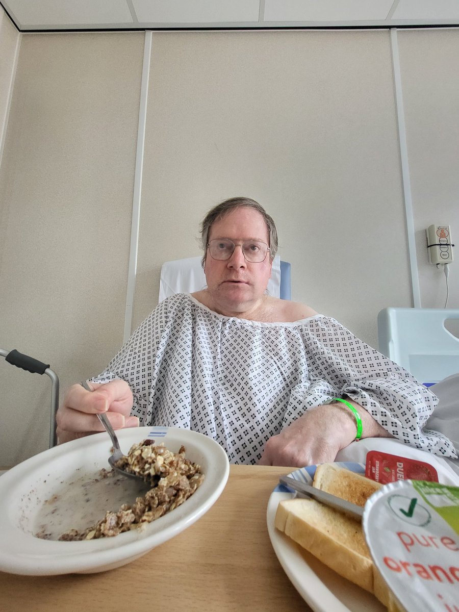 TimmyUk's tweet image. ... breakfast time wearing my excellent glasses watching F1 on SkyGo in sideroom in hospital .. ๐ฅ ๐ ๐งโโ๏ธ ๐ฑ ๐ผ ๐คณ ๐ฐ ๐ก ๐ ๐ ๐ซ