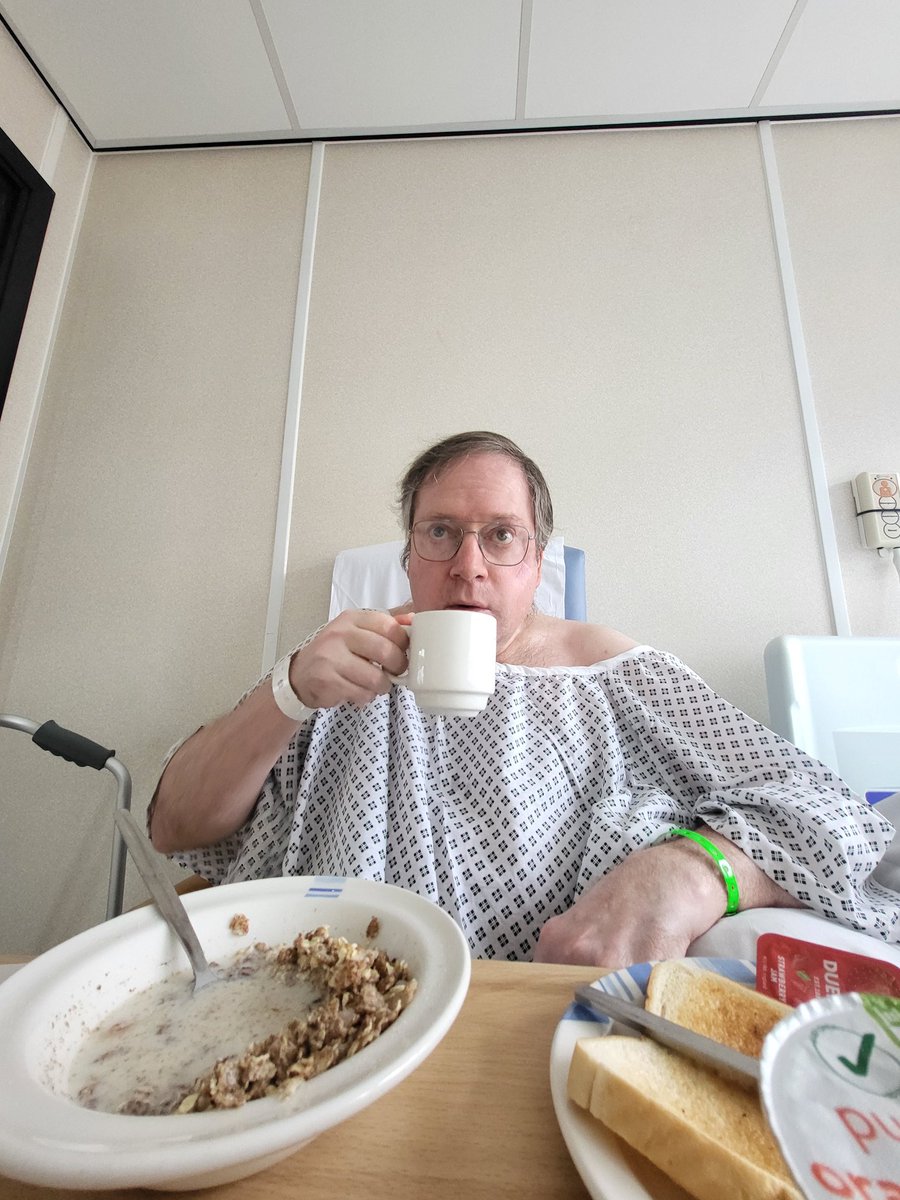 TimmyUk's tweet image. ... breakfast time wearing my excellent glasses watching F1 on SkyGo in sideroom in hospital .. ๐ฅ ๐ ๐งโโ๏ธ ๐ฑ ๐ผ ๐คณ ๐ฐ ๐ก ๐ ๐ ๐ซ