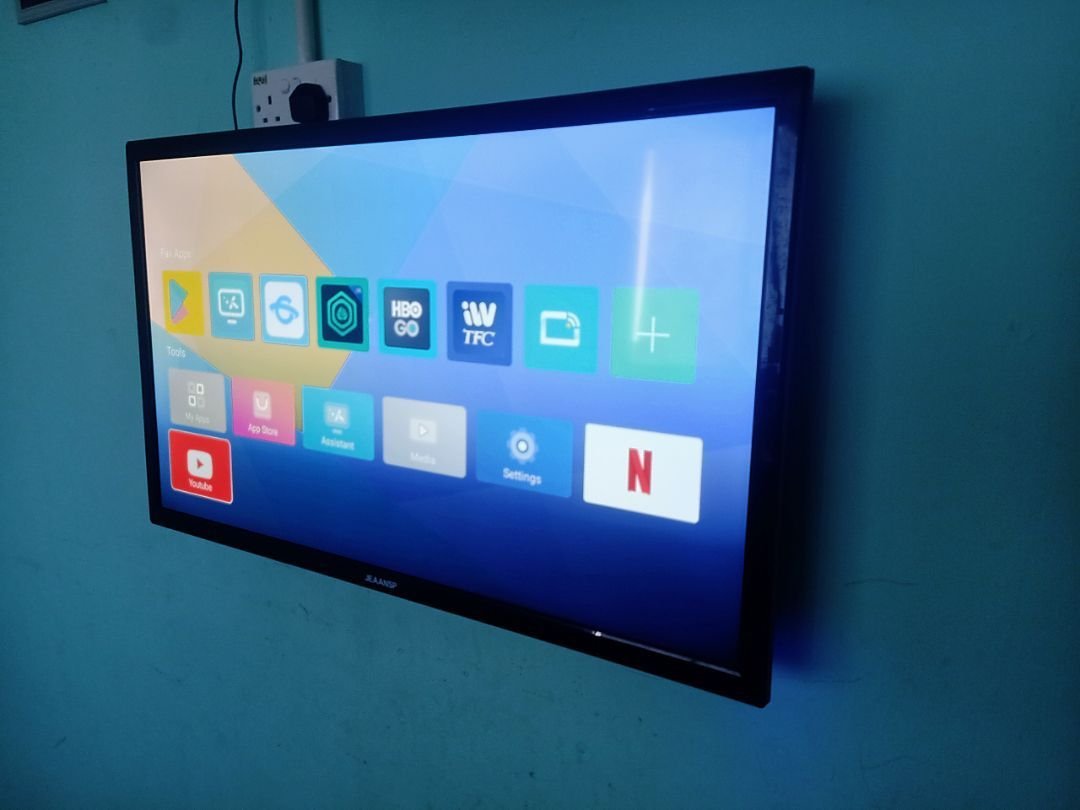 JEAANSP_TV's tweet image. Performance:Barang baik Image Quality:Gambar yg berkualiti Tv dh sampai dgn selamat.tiada kerosakan pd tv. Bfungsi dgn baik. baru oder 2 hari lepas dh sampai hari ni.terbaik boss .
#Importandexporttrade #tvsmart 
32H40-ZY#BTH2 RM550
#https://jeaansp.com/