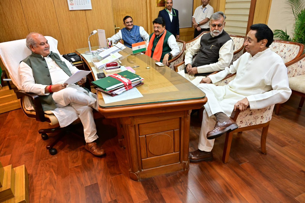 आज भोपाल में मध्य प्रदेश विधानसभा के मॉनसून सत्र में शामिल हुआ और विधानसभा अध्यक्ष श्री नरेन्द्र तोमर से सौजन्य भेंट की।