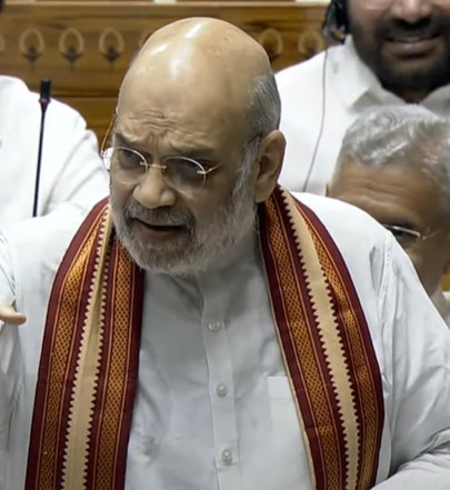 OpIndia_in's tweet image. गौरव गोगोई जी जानते हैं क्या कि उन्होंने (नेहरू ने) असम को बाय-बाय बोल दिया था: गृह मंत्री अमित शाह