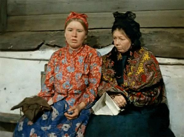 Приснилось тут, что мы со <a href="/Spartak_Nick/">Никита</a> собираемся в поход по Карелии. Где я и где поход?! Проснулась в ужосе, что вторая пара кед не влезла в баул. 
А еще зачем-то перед сборами наспор держали на вытянутой руке молот весом 48кг. Какой-то туристический ритуал? Эт к чему всё?!