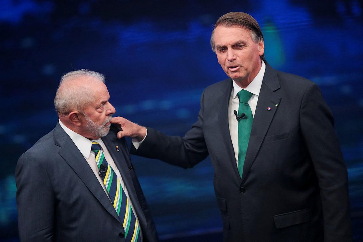 StapelAndrew's tweet image. 🇧🇷 BRAZYLIJSKIE SŁUŻBY SPECJALNE PODEJRZEWAJĄ USA O PRZYGOTOWANIE PRZEWROTU PAŃSTWOWEGO.
➡️Zgodnie z danymi codziennej gazety Vero Notícias, lokalne służby wywiadowcze dysponują informacjami o możliwym udziale Waszyngtonu w przygotowaniach do odsunięcia prezydenta Luli da Silvy…