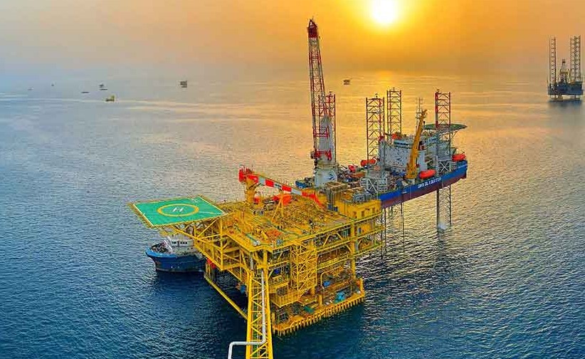 Larsen &amp; Toubro bags massive offshore deal in the Middle East dlvr.it/TM9XKH