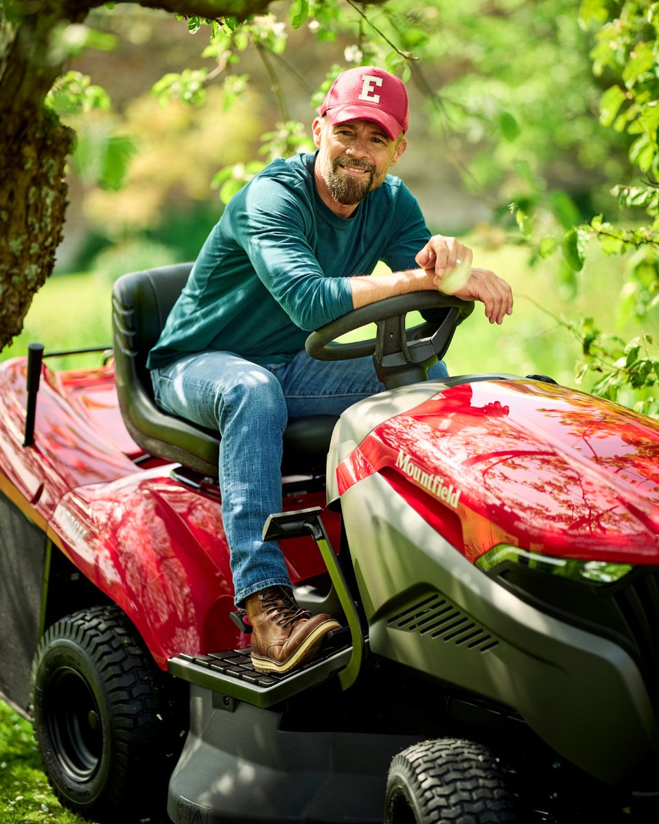 Effortless Lawn, Endless Enjoyment
Why spend hours struggling with your mower?
Mountfield makes it easy to get the job done — so you can get back to relaxing.
Because the best memories start with a great lawn.

#MowMountfield #MowHappyThisSummer #EffortlessGardening