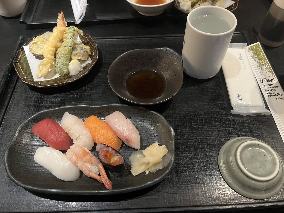 sgubbskai's tweet photo. 7月26・27日 夢プロジェクト (お樽キャンプ）活動報告

1日目は昼食後宿泊施設へ移動し札幌学院大学と函館教育大学が企画担当した遊びやアイス作りをおこない、夜はBBQをしました。2日目は小樽ウィングベイにて買い物をおこない美味しい昼食を頂きました。 https://t.co/A9jJcLDATM
