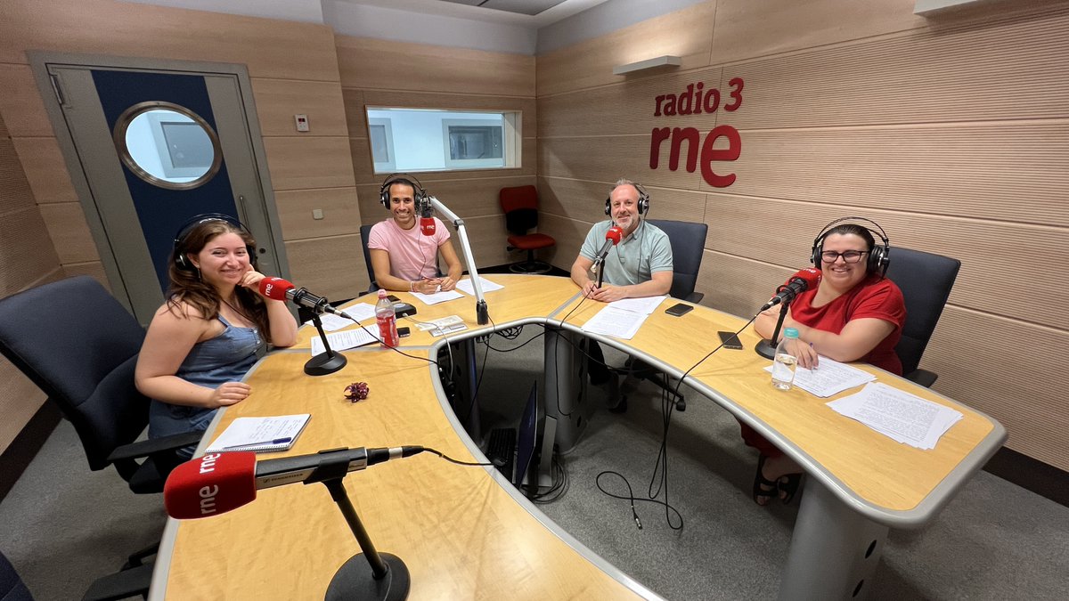 crestadelaonda's tweet photo. Hoy decimos adiós a la sección #cientificosenlaonda y por desgracia de nuestro querido colaborador @eduolpe, investigador en el @CIB_CSIC (@CSIC) y miembro colaborador de @raicex_es 

Gracias por acercarnos cada dos semanas a la vida de los científicos españoles en el exterior 💚 https://t.co/8AIzUOu0T7