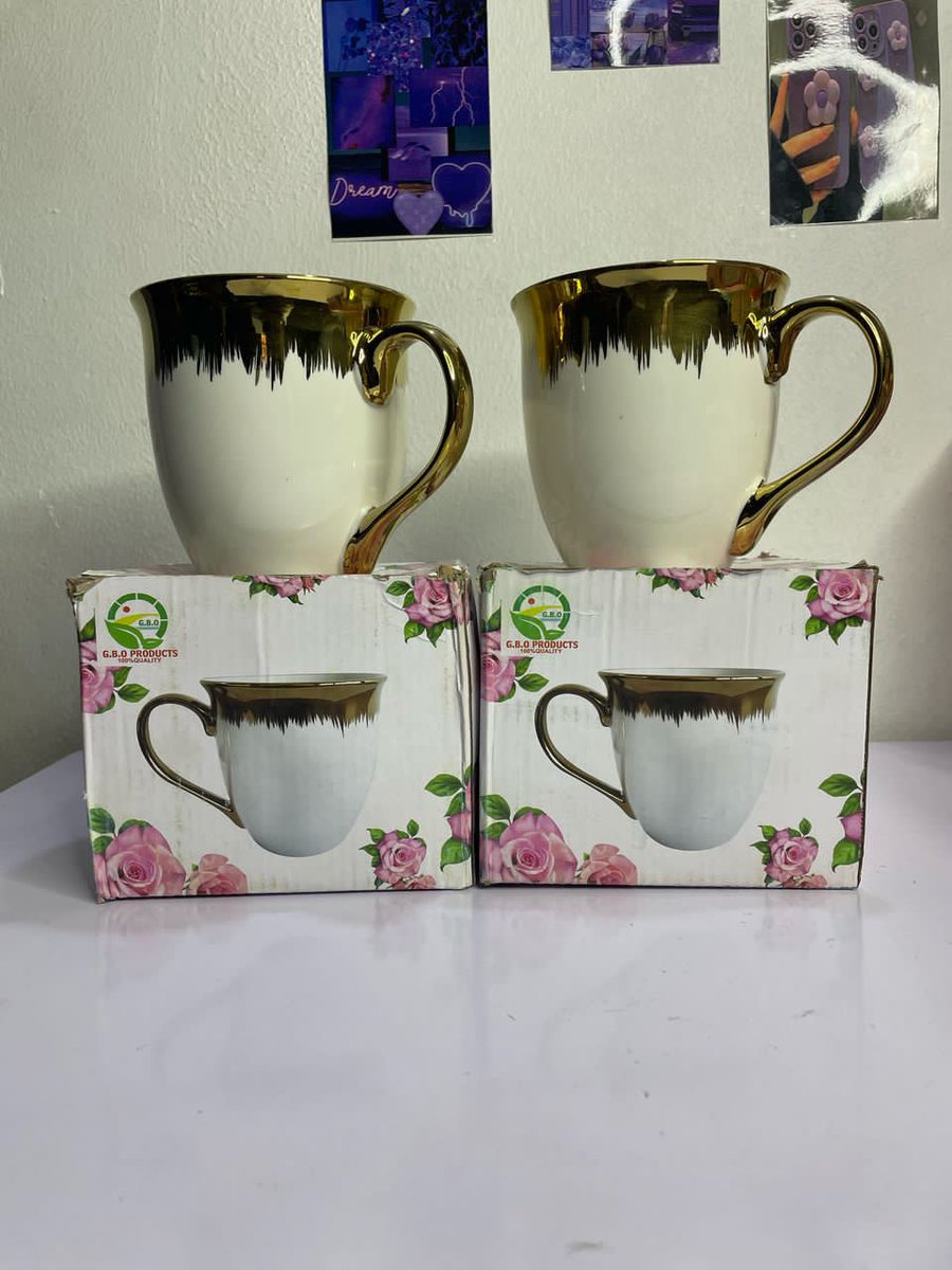 Jameehh_'s tweet image. Things you might need, i know you need it just buy 🌚
Mug cup - 4,500
Big storage case - 5,500