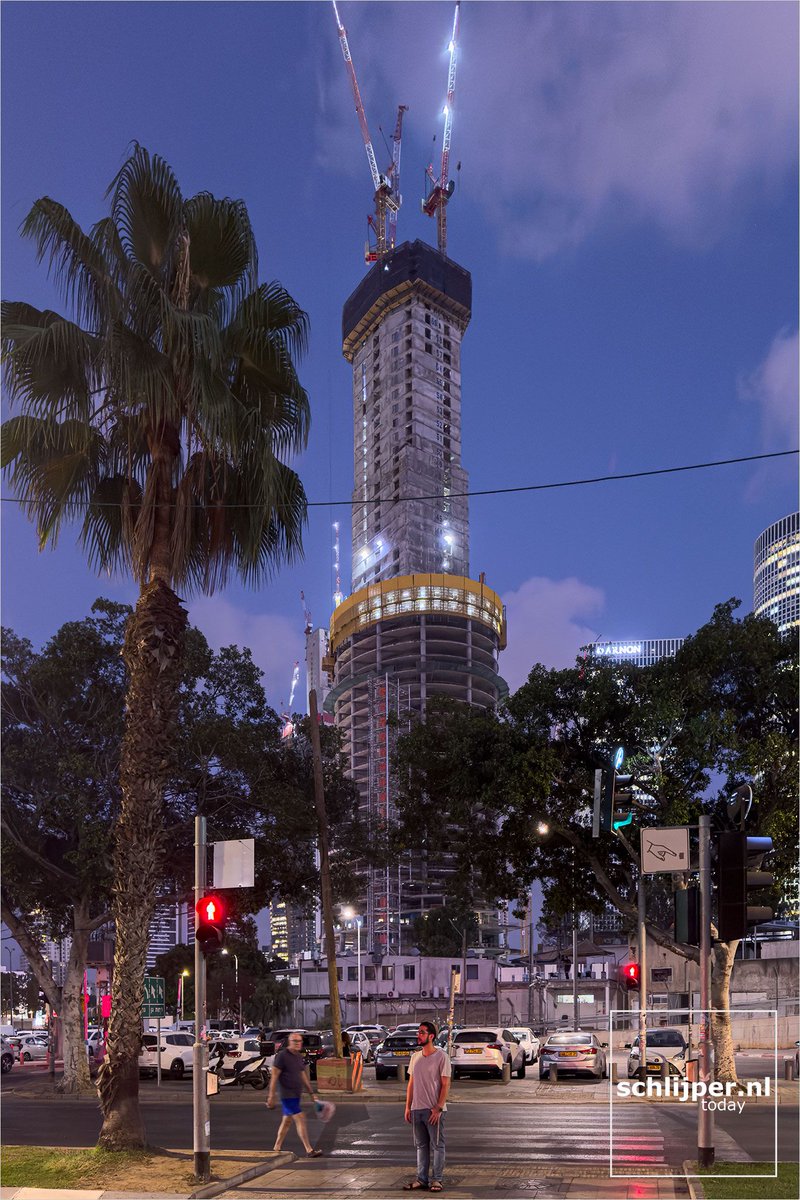 Azrieli Spiral Tower
28 07 2025 20:09 #TelAviv #AzrieliSpiralTower #highriseTLV #constructionTLV