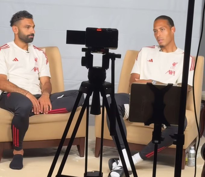 😍 Mo Salah y Virgil con la ropa nueva de Adidas 🔴