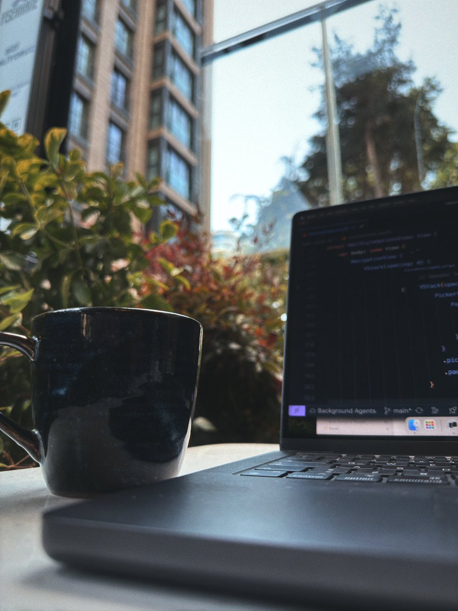 sela_dev's tweet image. Office of the day ☕🌳

Sometimes, stepping outside is the best way to stay productive — and sane. Too much time in closed rooms = burnout risk.

#shotoniphone #ProductivityTips #SoftwareDeveloper #buildinpublic