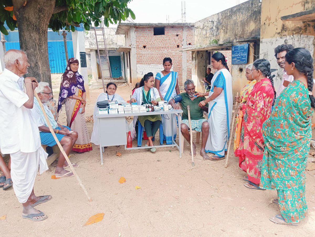 GabbetaHwc's tweet image. Medical camp at Ramannagudem @CHFW_NHMTG @MoHFW_INDIA @TelanganaHealth