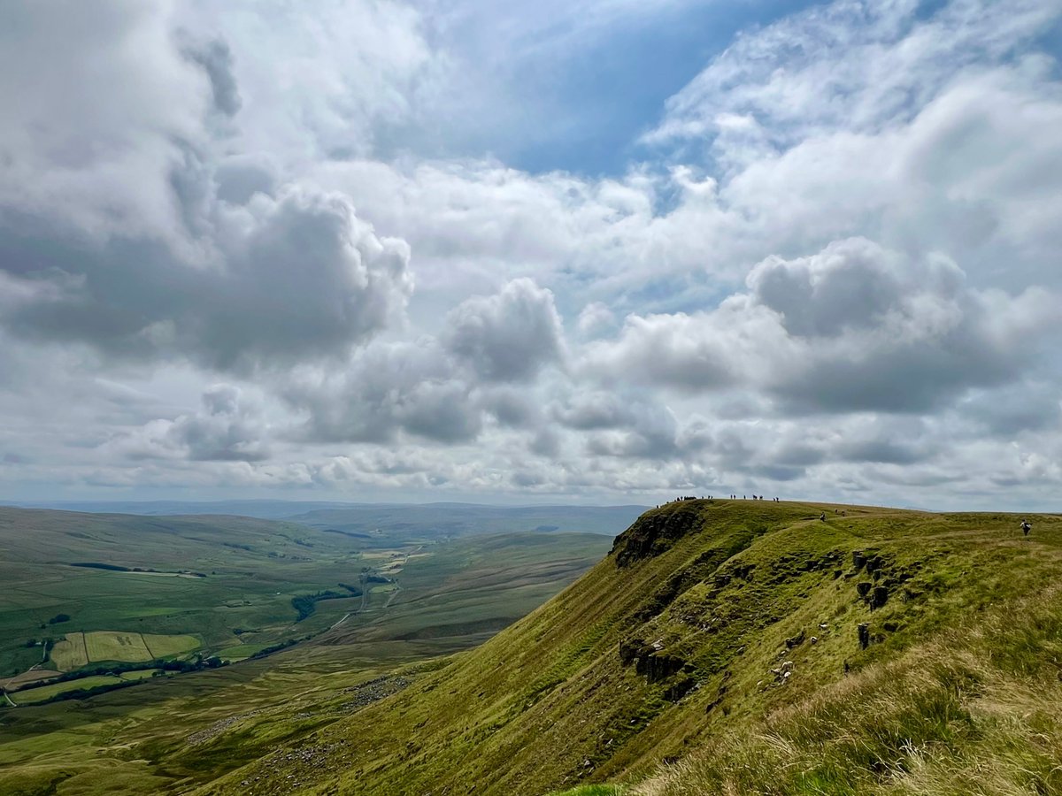 foscl's tweet image. Last weekend we ventured to remote Wild Boar Fell, the 4th highest peak in Yorkshire.
It is always a special place to visit and those who took on this challenging walk were rewarded with fine long range view and no rain for a change!