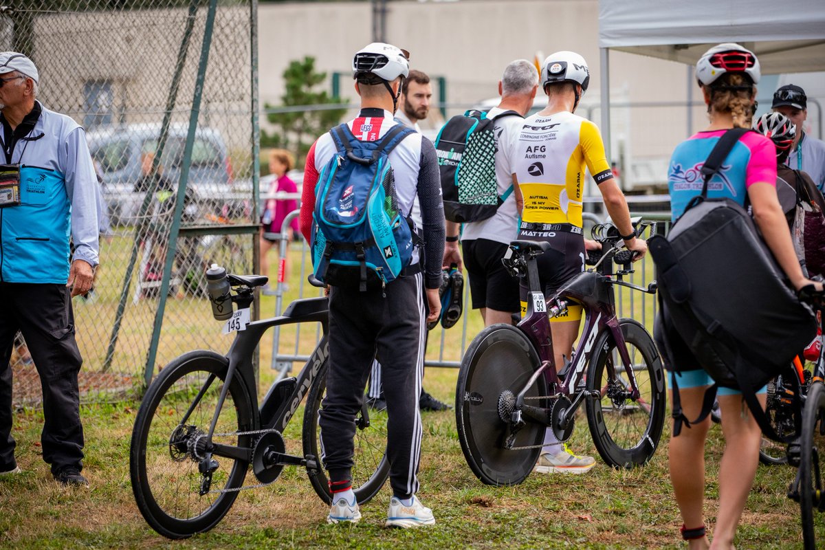 FredRuberti's tweet photo. Dimanche, j'étais au triathlon du Val de Gray sur le format M.
1500m de natation, 43km de vélo et 10km de course à pied.
Je boucle la course à la 9éme place au scratch en 02h15min01s, mon meilleur chrono sur format M.
#autismismysuperpower #paratriathlon #autiste #autisme https://t.co/d6SfJ0IqFF
