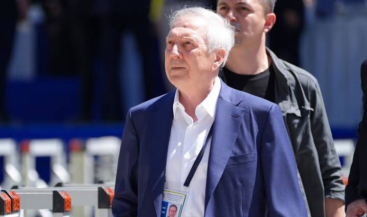 SaracogluSports's tweet image. Yeri doldurulamayan tek adam Aziz Yıldırım..