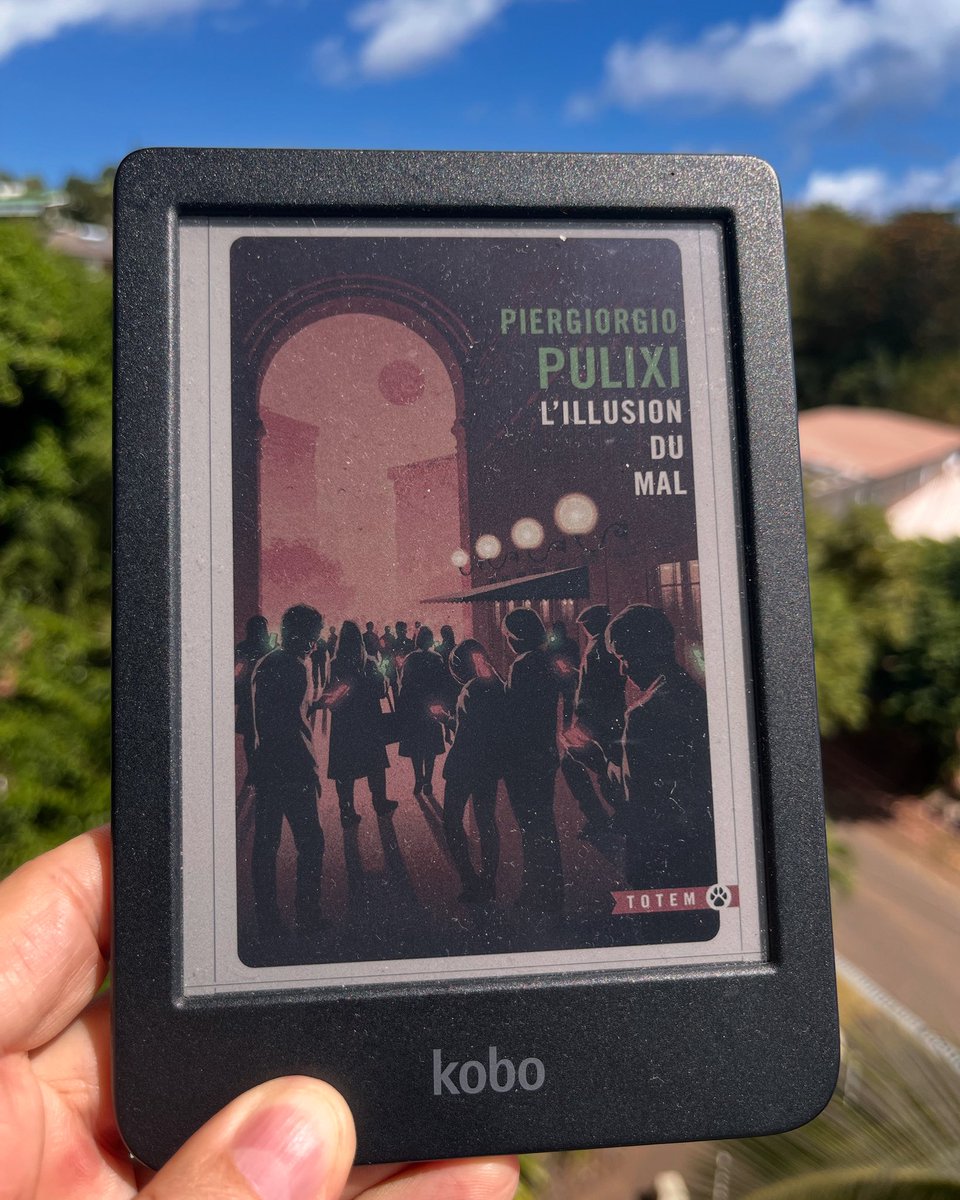 L’un des meilleurs polars de ces vingt dernières années selon les lecteurs du réseau <a href="/Babelio/">Babelio</a>. Je confirme. Glaçant récit sur une tentative de renversement du système judiciaire qui serait laxiste ou corrompu pour le remplacer par un exercice direct de la justice par le peuple.