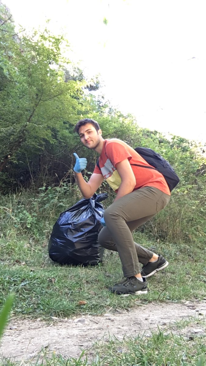 Bu fotoğrafı Karabük/Safranbolu Tokatlı Kanyonunda 2021de yürüyüş yaparken sadece 30 dk icinde topladığım çöplerle çekmiştim. Bugün Karabük orman yangınları 6. gününde de devam ediyor. Başka diyecek bir sözüm yok!