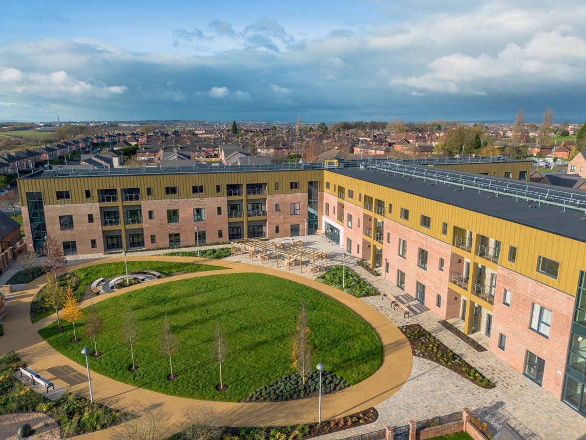 Where do you think new development in #Leeds should be located? 💭

As part of the Leeds Local Plan, we want to hear your thoughts on the approach for locating new homes, businesses, and other types of development across Leeds.

Share your thoughts: orlo.uk/V5VKR