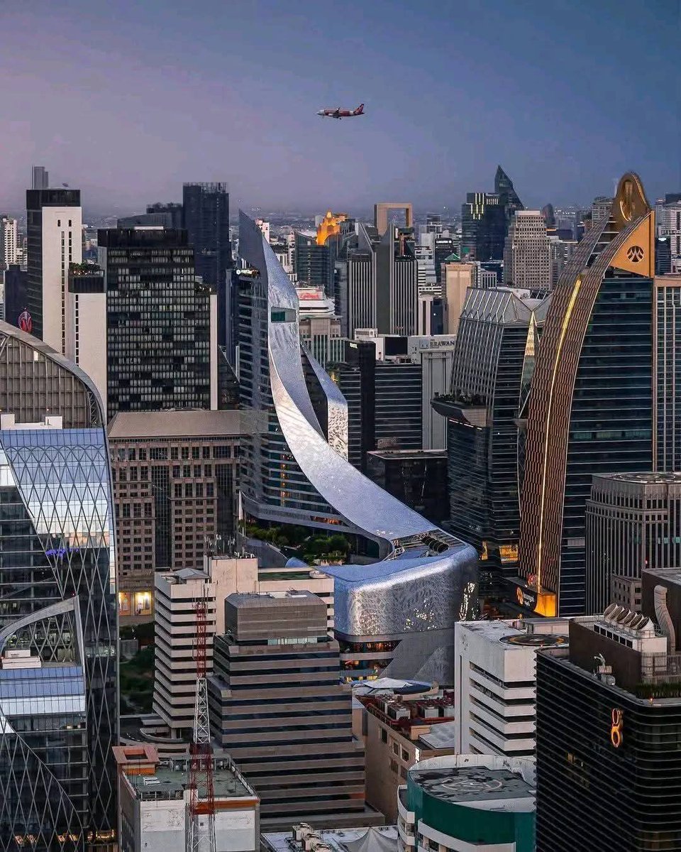 In Russia, Moscow 🇷🇺