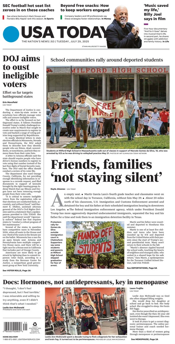 🇺🇸 Friends, Families 'Not Staying Silent'

▫School communities rally around deported students
▫<a href="/kaylajjimenez/">Kayla Jimenez</a>
▫is.gd/H6lapg

#frontpagestoday #USA <a href="/USATODAY/">USA TODAY</a> 🇺🇸