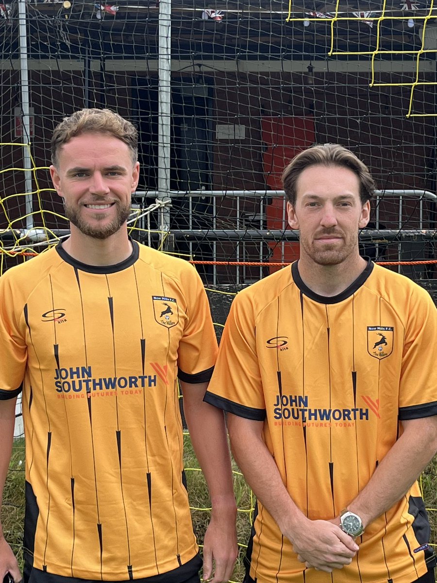 Orders will continue to be taken for both home and away shirts at this evenings game, the home one modelled here by James Perry and an ecstatic Jack Lever 💛💛💛⚽️⚽️⚽️⚽️