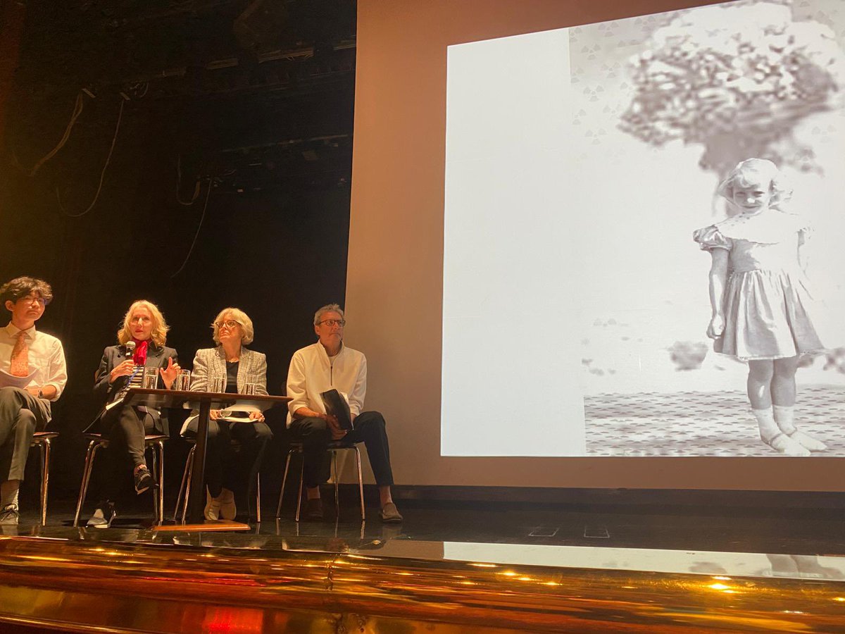 kawasaki_akira's tweet image. ピースボート Voyage120 6月26日(木)には「記憶をどう継承するか」をテーマに、アントニー・ドレイゴさん、スー・ディーチコ・スミスさん、メアリー・ディクソンさん、アリシェル・ハッサンガーリエフさんの4人に登壇していただきパネル討論を行いました。 #TimeforPeace