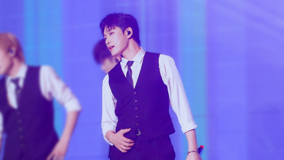 250726 마카오 팬콘 [N:In the Moment] LET ME IN - 재한 focus

youtu.be/rRnzvv42OYs

#오메가엑스 #OMEGA_X #재한 #JAEHAN
