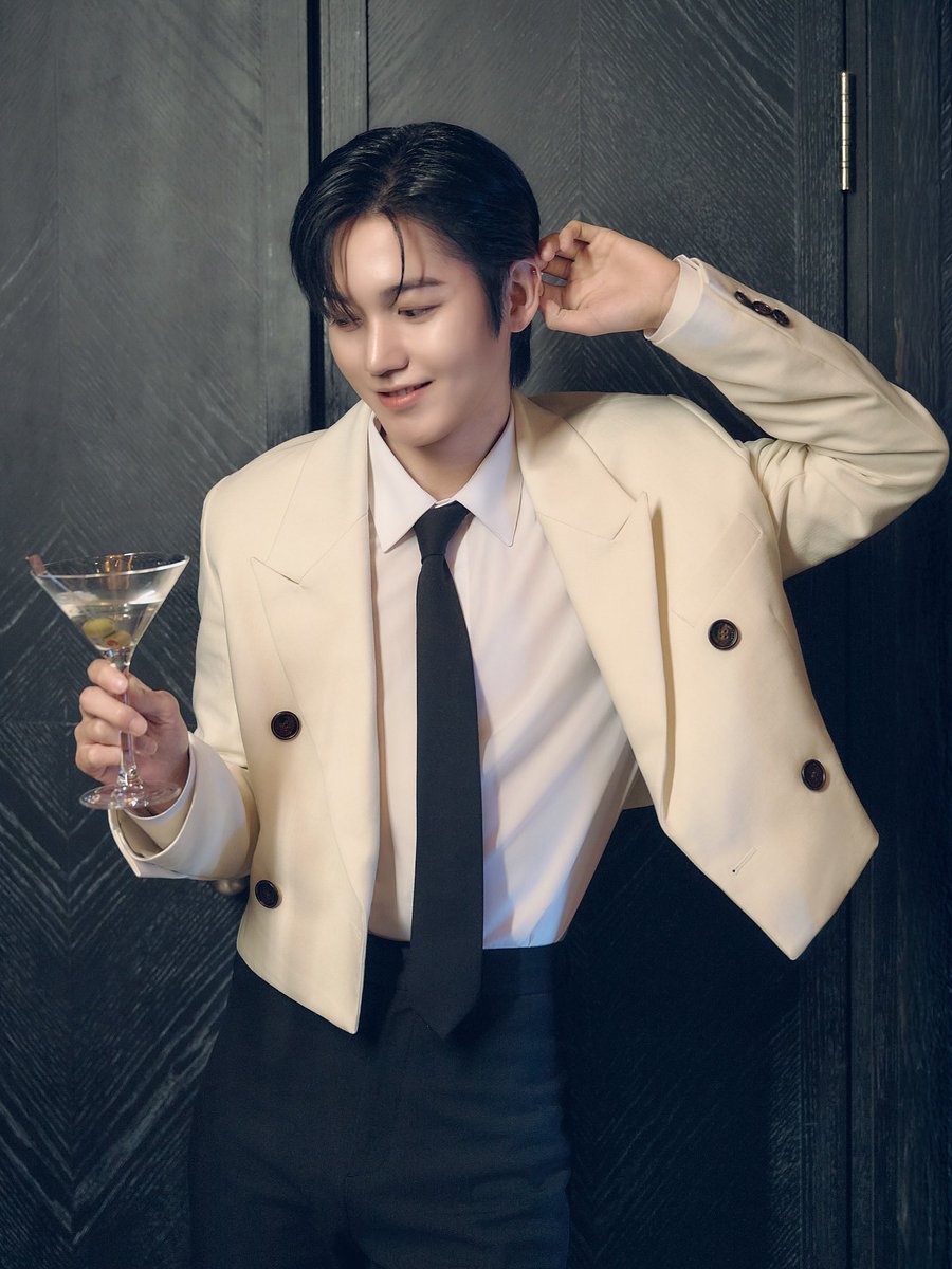 onoffttitto's tweet image. 칵테일 얼큰할 거 같은데