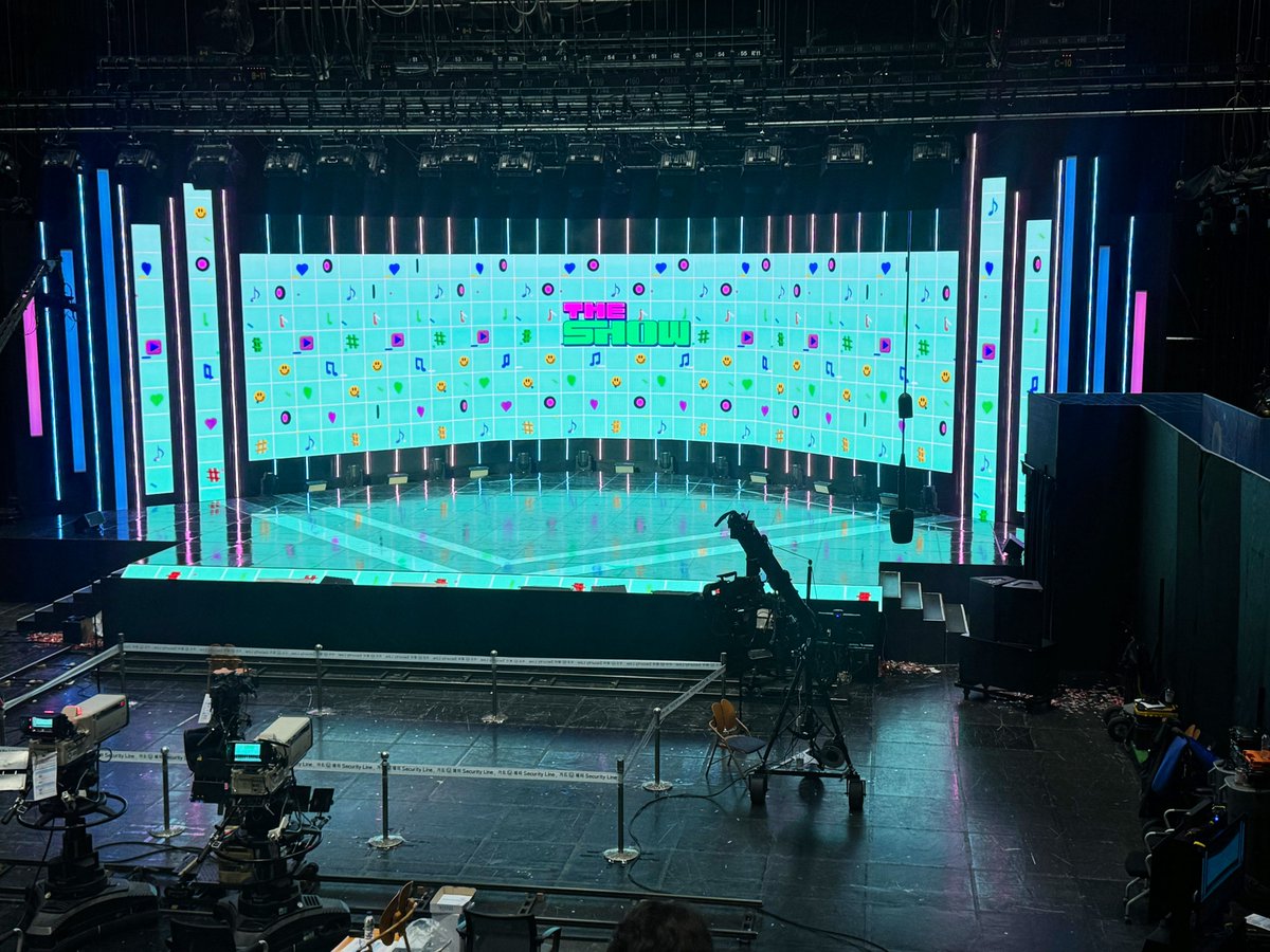 dia_n_keel's tweet image. 더쇼의 영광🥰