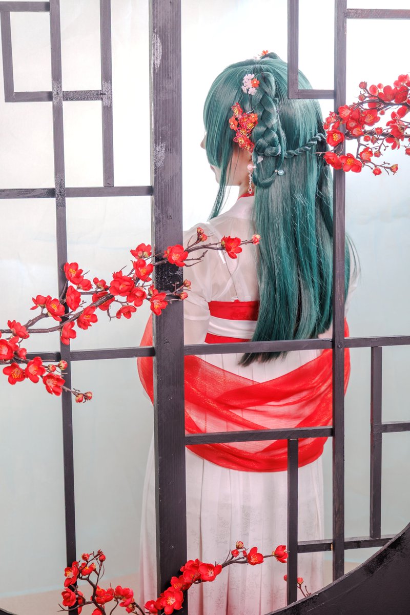 yoake_cos_'s tweet image. 雰囲気系の後ろ姿お写真結構好きだったりする

📸 @ara1099 さま